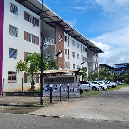 Ibis Studio Cayenne Exterior foto